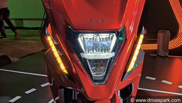 சிம்பிள் ஒன் எலெக்ட்ரிக் ஸ்கூட்டருக்காக காத்திருப்பவர்களுக்கு மகிழ்ச்சியான செய்தி... என்னனு தெரியுமா?