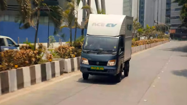 எலெக்ட்ரிக் காருக்கு பதிலா இதையே வாங்கிடலாம் போல! டாடா ஏஸ் இவி-ல இவ்ளோ சிறப்பம்சங்களா?.. மிரள வைக்குது!