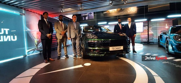 இந்திய சந்தையில் நுழைந்தது டெக்ஆர்ட் . . . கார் ரிஃபைன்மெண்ட்கான ஷோரூம் பெங்களூரில் திறப்பு !