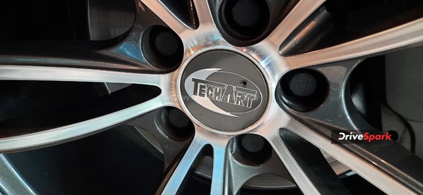 இந்திய சந்தையில் நுழைந்தது டெக்ஆர்ட் . . . கார் ரிஃபைன்மெண்ட்கான ஷோரூம் பெங்களூரில் திறப்பு !