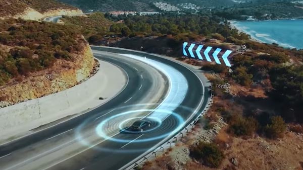 இந்த டெக்னாலஜி மட்டும் வந்துவிட்டால் இனி ரோட்டில் விபத்துக்களே நடக்காது . . . ஒரு சிப் உலகத்தையே மாற்றப்போகிறது . . . .