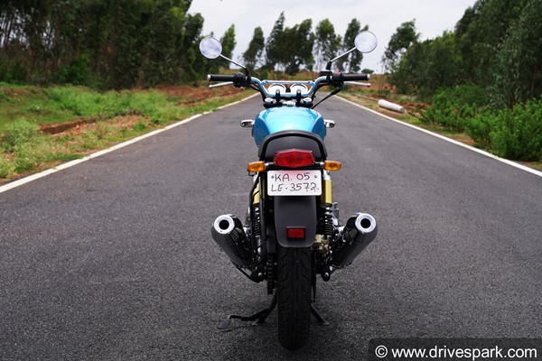 செல்ஃப் ஸ்டார்ட், கிக்கர் எதுவும் தேவையில்லை.. பைக்கை எளிமையா ஸ்டார்ட் பண்ணலாம் . . இப்படி ஒரு டைம் ட்ரை பண்ணி பாருங்க . . .