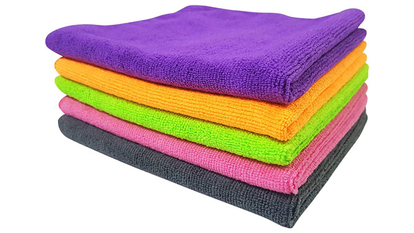 மைக்ரோஃபைபர் துண்டை பயன்படுத்துவதால் கார்களுக்கு இவ்ளோ நன்மைகள் கிடைக்குமா?.. அட இத்தன நாளா இது தெரியாம போச்சே!