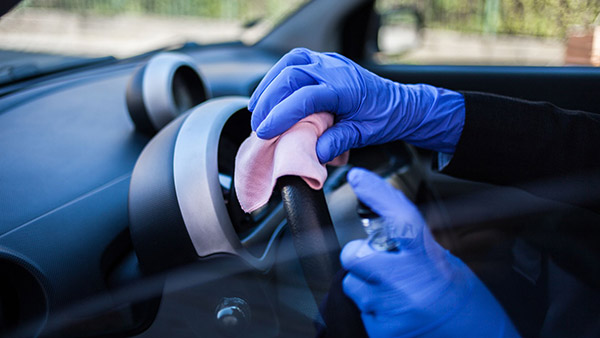 மைக்ரோஃபைபர் துண்டை பயன்படுத்துவதால் கார்களுக்கு இவ்ளோ நன்மைகள் கிடைக்குமா?.. அட இத்தன நாளா இது தெரியாம போச்சே!