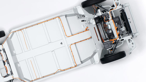 உற்பத்திக்கு தயாரான உலகின் முதல் சோலார் எலெக்ட்ரிக் கார்... சார்ஜ் போடாமலே நாள் ஒன்றுக்கு 70 கிமீ பயணிக்கலாம்!