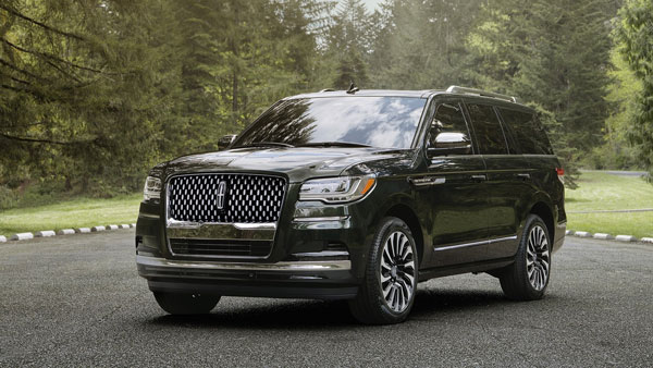 நடிகர் ஜானி டெப் 45 சொகுசு கார்களை வச்சிருக்காராம்... இந்த அரிய வகை காரும் அவர் கிட்ட இருக்கா!.. செம்ம ஆள இருக்காரே! 