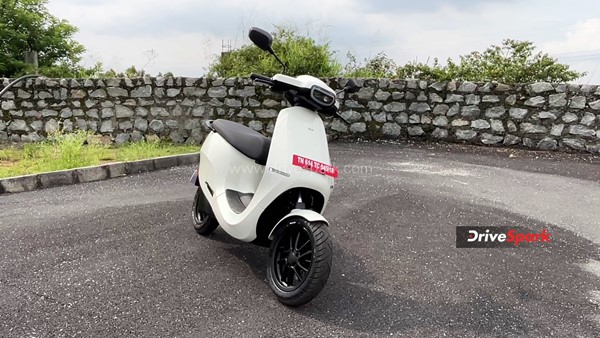 ஓலா எலெக்ட்ரிக் ஸ்கூட்டரில் இப்படி ஒரு அப்டேட்டா? வேற லெவலுக்கு மாறிருச்சு . . . உடனே வாங்கணும் போல தோணுது !