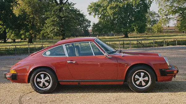 நடிகர் ஜானி டெப் 45 சொகுசு கார்களை வச்சிருக்காராம்... இந்த அரிய வகை காரும் அவர் கிட்ட இருக்கா!.. செம்ம ஆள இருக்காரே!