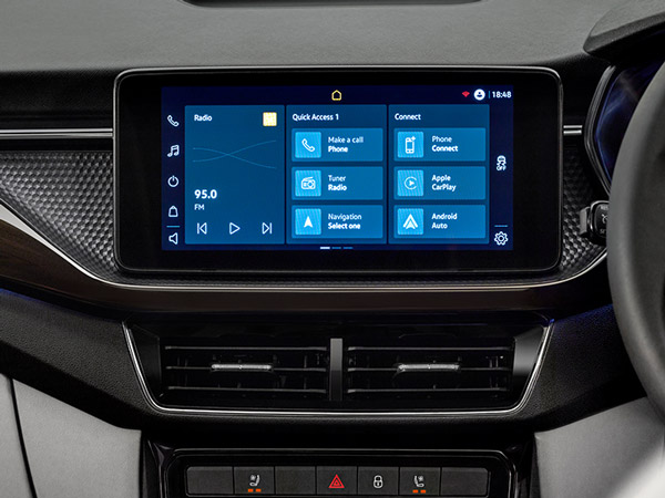 சத்தமே இல்லாமல் குஷாக்கில் புதிய தேர்வை அறிமுகப்படுத்திய ஸ்கோடா... இதுல சன்ரூஃப் போன்ற நிறைய அம்சங்களை காணல!