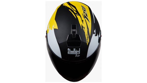 டூவீலரில் பின்னால் அமர்பவருக்கும் ஹெல்மெட் கட்டாயம்! சென்னையில் 12 நாட்களில் வசூலான அபராதம் எவ்வளவு தெரியுமா?