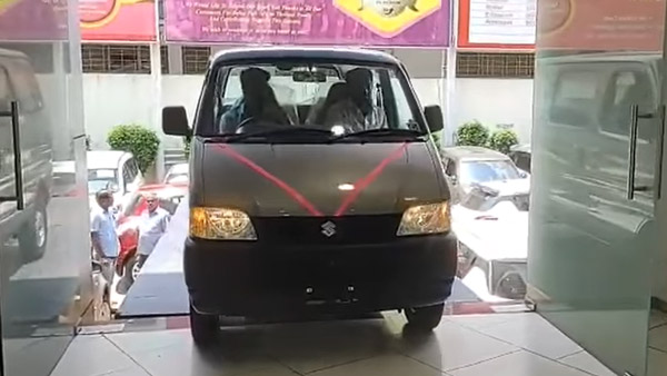 ரூ. 10 நாணயங்களை கொண்டு 6 லட்ச ரூபா காரை வாங்கிய தருமபுரி இளைஞர்! யுட்யூபில் ஃபேமஸாவதற்கு அல்ல! வேறு எதற்கு?