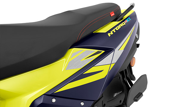 ஆச்சரியமளிக்கும் வகையில் டிவிஎஸ் என்டார்க் 125 எக்ஸ்டி தேர்வின் விலை அதிரடியாக குறைப்பு... இவ்ளோ கம்மி பண்ணிட்டாங்களா!.. 