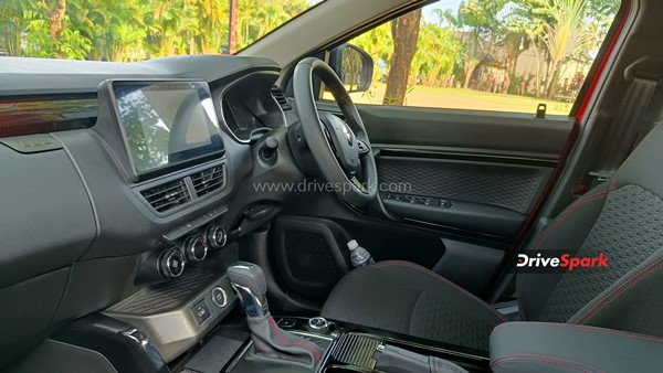 புதிய ஸ்டைல் அப்டேட்களை பெற்ற ரெனால்ட் கைகர் கார் எப்படி இருக்கிறது ? - ரிவியூ