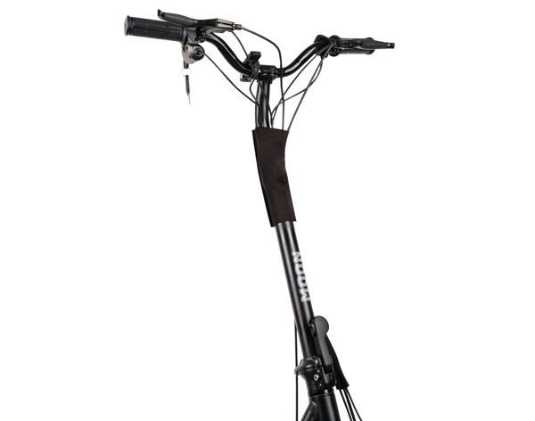 சின்ன பசங்க மட்டுமல்ல பெரியவங்களும் ஓட்டலாம்... ஆர்க்டிக் ஃபாக்ஸ் மூன் இ-ஸ்கூட்டர் அறிமுகம்... விலை கொஞ்சம் கம்மியாதான் இருக்கு!