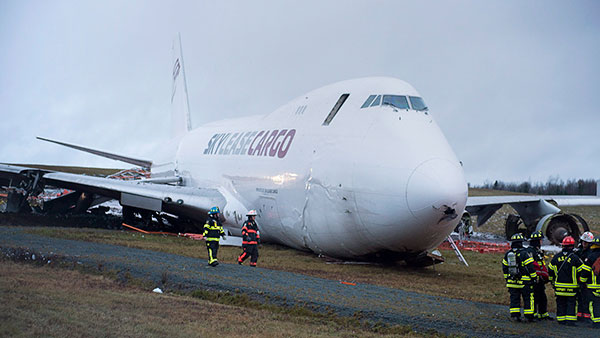 ஒரே விமான விபத்தில் சிக்கி ஒரே விதமாகப் பாதிக்கப்பட்ட இருவருக்கு வேறு வேறு நஷ்ட ஈடு வழங்கப்படும் ஏன் தெரியுமா? 
