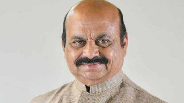 எலெக்ட்ரிக் வண்டிகளின் சேல்ஸ் அதிகம் ஆகணுமா? இத பண்ணுங்க! எல்லாரும் எதிர்பாக்கும் விஷயத்தை சொன்ன கர்நாடக சிஎம்