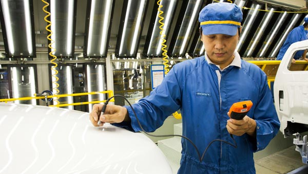 இது ஒன்னை மட்டும் செஞ்சீங்கன்னா உங்க கார் மேல எல்லாரும் கண்ணு வெச்சுருவாங்க... இந்த ட்ரிக்ஸ் சூப்பரா இருக்கே!