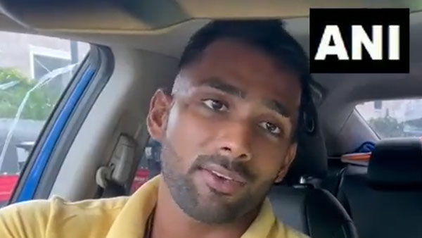 என்னதாங்க நடக்குது அங்க... பெட்ரோல் வாங்க இலங்கை தேசிய கிரிக்கெட் வீரருக்கே இந்த நிலைமையா!! 