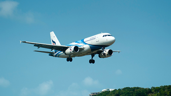 கேஸ் போட முடியாது... பயணிகளை கொல்வதற்காகதான் விமானத்தில் இப்படி உட்கார சொல்றாங்களா? உண்மையை உடைத்த பைலட்கள்!