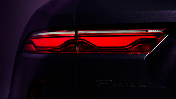 அறிமுகமானது ஜாகுவார் எஃப்-பேஸ் எஸ்விஆர் லிமிடெட் எடிசன்!! காசு இருந்தாலும் வாங்குறது ரொம்ப கஷ்டம்!