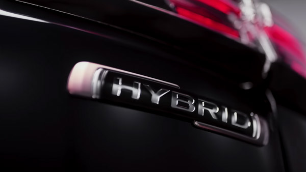 அனைத்து கண்களும் மாருதியை நோக்கி... நாளை அறிமுகம் ஆகும் புத்தம் புதிய கார் மீது உச்சகட்ட எதிர்பார்ப்பு!