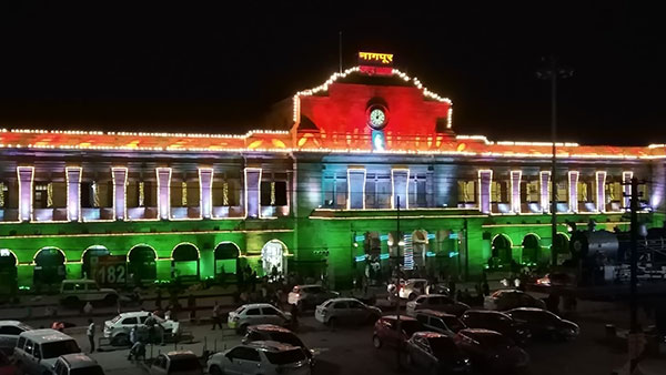 இது ரயில் நிலையமா இல்ல விமான நிலையமா?.. மாடர்ன் ஸ்டைலுக்கு மாறவிருக்கும் பழங்கால ரயில் நிலையம்!