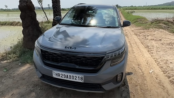 எல்லாரும் விரும்பும் கியா செல்டோஸ் காரை வெறுத்த உரிமையாளர்... ஜீரோ காஸ்ட்ல சர்வீஸ் செஞ்சும் பிடிக்கலையாம்... முழு தகவல்!