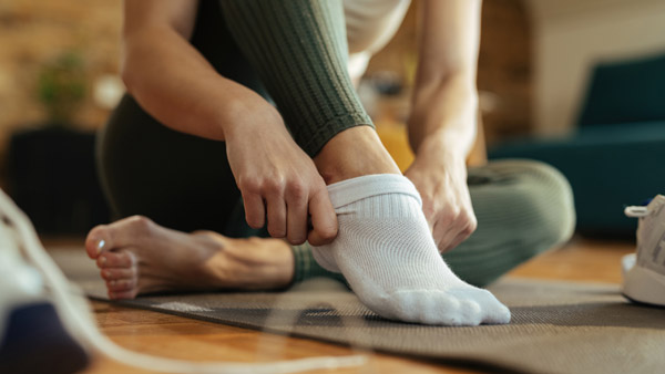 மரியாதையே போயிரும்... விமானத்தில் இதையெல்லாம் செஞ்சராதீங்க... மத்தவங்க ரொம்ப ச்சீப்பா நெனச்சுருவாங்க!