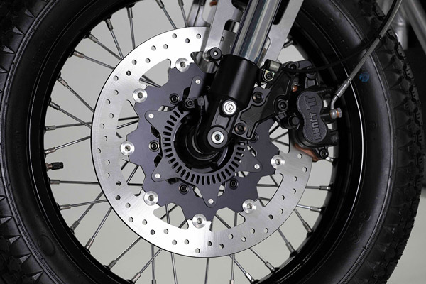 இதுதான் உலகின் முதல் ஸ்கிராம்ப்ளர் எலெக்ட்ரிக் பைக்... இது ஒரு ஃபுல் சார்ஜில் எத்தன கிமீ போகும் தெரியுமா?..