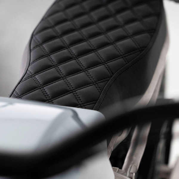 இதுதான் உலகின் முதல் ஸ்கிராம்ப்ளர் எலெக்ட்ரிக் பைக்... இது ஒரு ஃபுல் சார்ஜில் எத்தன கிமீ போகும் தெரியுமா?..