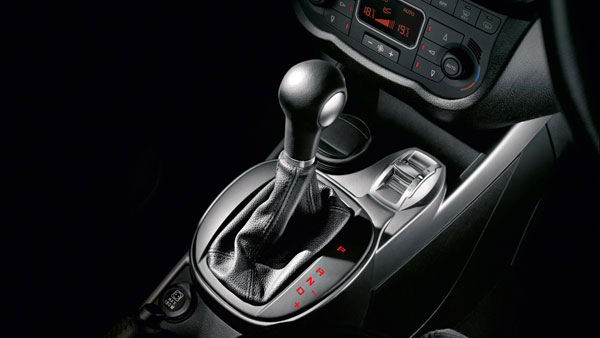 இந்த விஷயத்துல மட்டும் கரெக்டா இந்தீங்கன்னா உங்க கார் 10 வருசமாச்சும் உழைக்கும் . . . .