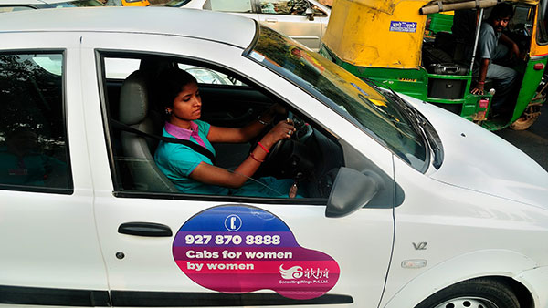 கேரள அரசு அறிமுகப்படுத்தும் இ - டாக்ஸி ஆப் . . . ஓலா, உபேரை விடக் குறைந்த விலையில் இனி கார்களில் பயணிக்கலாம் . . . டிரைவருக்கும் செம லாபம் !