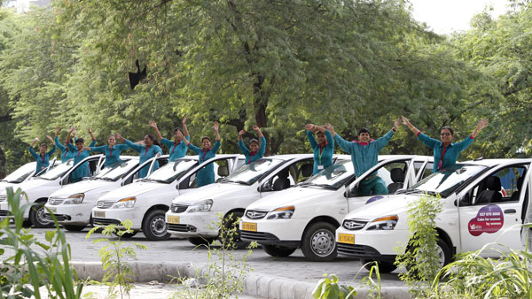 கேரள அரசு அறிமுகப்படுத்தும் இ - டாக்ஸி ஆப் . . . ஓலா, உபேரை விடக் குறைந்த விலையில் இனி கார்களில் பயணிக்கலாம் . . . டிரைவருக்கும் செம லாபம் !