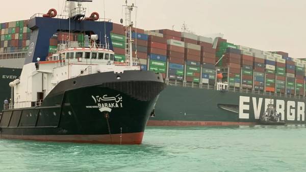 பார்க்க லக்சரியா இருந்தாலும்... சொகுசு கப்பல்கள் இந்த வேகத்திற்கு மேல் செல்லாது!! டாப்-ஸ்பீடே இவ்ளோதான்... 