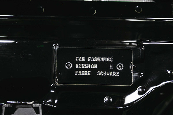 அவங்க இறந்து 25 வருஷம் ஆகுது... இப்பவும் அவங்க பயன்படுத்திய பொருளுக்கு இவ்ளோ மவுசா!! எதிர்பார்த்திரா விலைக்கு ஏலம்போன கார்!