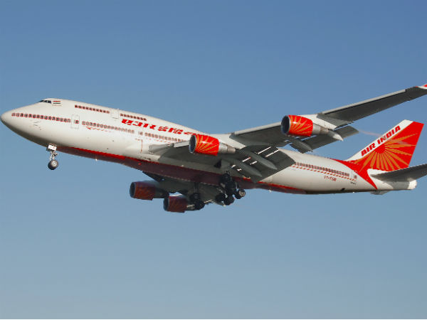 விமானத்தில் தூக்கம் வராமல் தவிப்பது பிரச்சனைதான்... ஜன்னல் இருக்கைக்கும் இதற்கும் என்ன சம்மந்தம்? 