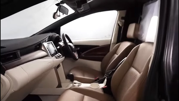 டொயோட்டா இன்னோவா காரா இது... க்ரூஸ் கப்பலையே மிஞ்சுமளவிற்கு இருக்குதே!..