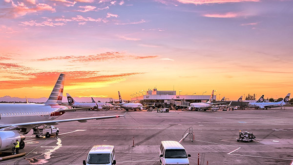 அம்பானி, அதானி கிடையாதுங்க... தனக்கு சொந்தமாக தனி விமான நிலையத்தை அமைக்கும் உலக பணக்காரர்... எங்கு தெரியுமா?