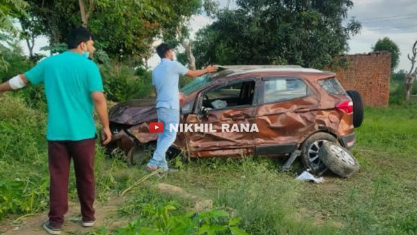 சேதத்தை பாத்து கணக்கு போடாதீங்க... உள்ள இருந்தவங்களுக்கு என்ன ஆச்சு தெரிஞ்சா மூக்குமேல விரல வைப்பீங்க! அட சே இந்த காரை மிஸ் பண்ணிட்டோமே!