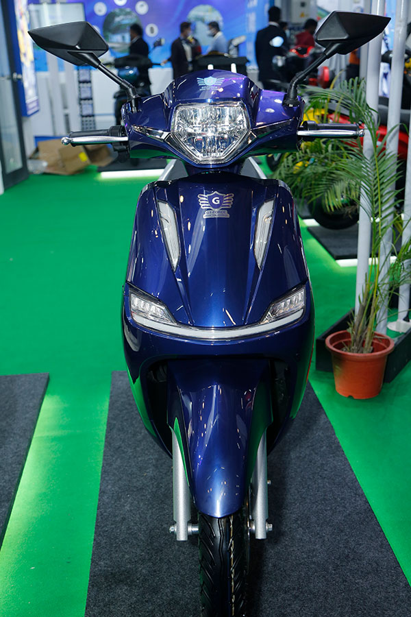 ரூ. 50 ஆயிரத்துக்கும் கம்மியான விலை... எளிய மக்களின் மின் வாகனத்தை தீர்க்க வந்திருக்கும் ஜிடி சோல் எலெக்ட்ரிக் ஸ்கூட்டர்!