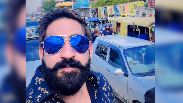 நடு ரோட்ல அமர்ந்து குடிக்கலாமா?.. அப்படி செய்த ஒரு இளைஞர் இப்போ என்ன நிலைமையில் இருக்காரு தெரியுமா?