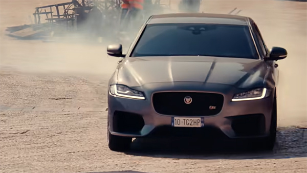 ஏலத்திற்கு வரும் ஜேம்ஸ்பாண்ட் கார்கள் . . . விலையை கேட்டால் தலையே சுற்றி போகும் . . .