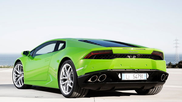 லம்போர்கினி கார்களுக்கு உலகளவில் இப்படியொரு தேவையா!! இப்போ புக் பண்ணாலும் டெலிவிரி 2024இல் தானாம்...