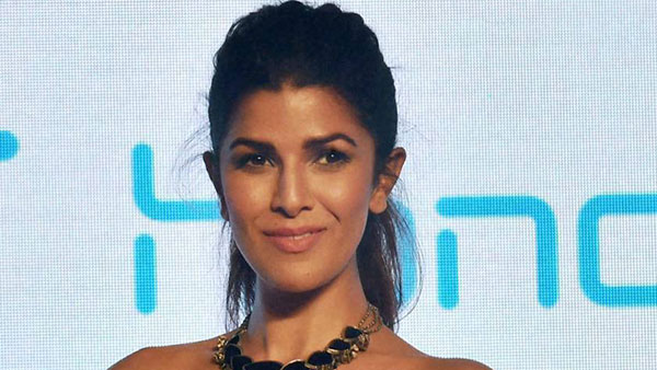 இவ்ளோ அதிக விலையுள்ள காரை நிம்ரத் வாங்கியிருக்காரா?.. யார் இந்த நிம்ரத்? அவர் வாங்கியிருக்கும் சொகுசு காரின் சிறப்புகள் என்ன?