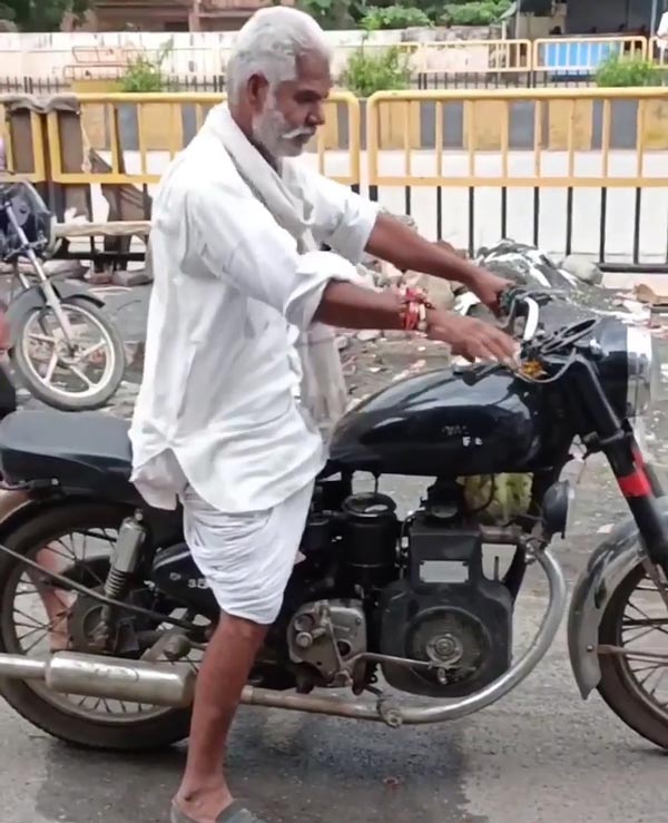 இந்த வயதில் இப்படியொரு திறமையா!! ரெண்டே மிதிதான்... டீசல் பைக்கை ஸ்டார்ட் செய்றது கஷ்டமாச்சே!