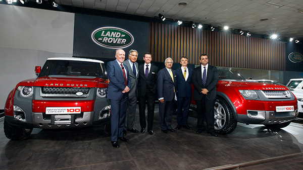 கொடி பறக்குதா! ரத்தன் டாடாவிற்கு அன்று நடந்த அவமானம்... ஃபோர்டு நிறுவனத்தை மீண்டும் மீண்டும் பழிவாங்கும் டாடா!