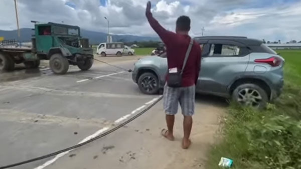 விபத்தில் சிக்கிய பாடகியின் டாடா பஞ்ச் கார்... ஹைலைட் என்னனா அவங்களுக்கு சின்னத ஒரு கீரல்கூட ஏற்படல!