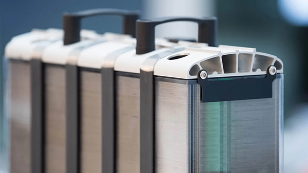 ஹைட்ரஜனால் இயங்கும் ஸ்கூட்டரை உருவாக்கும் பணியில் டிவிஎஸ்... ஒட்டுமொத்த இந்தியர்களும் ஹேப்பி அண்ணாச்சி!