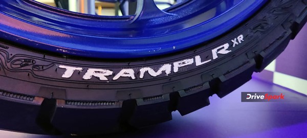 பைக்கிலேயே லே லடாக் டூர் போறீங்களா . . . இந்த டயர் அதுக்காவே ஸ்பெஷலா வடிவமைச்சிருக்காங்க . . . எந்த பைக்கிற்கு எல்லாம் பொருந்தும் தெரியுமா . . .