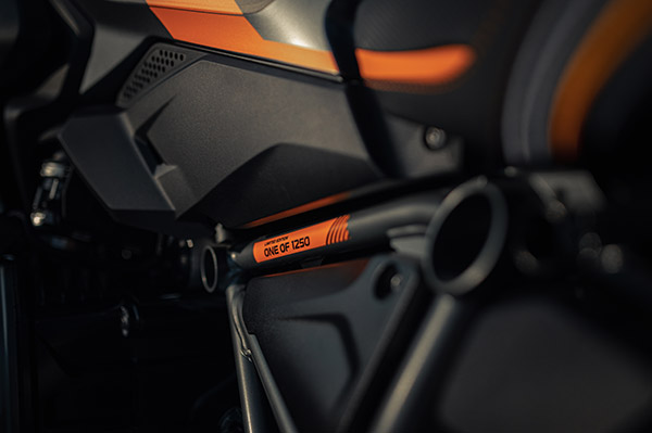 இந்தியர்களையே பொறாமை பட வச்சிட்டாங்களே! தரமான பைக்கை பிரெஞ்சுக்காரர்களுக்காக அறிமுகப்படுத்திய பிஎம்டபிள்யூ!